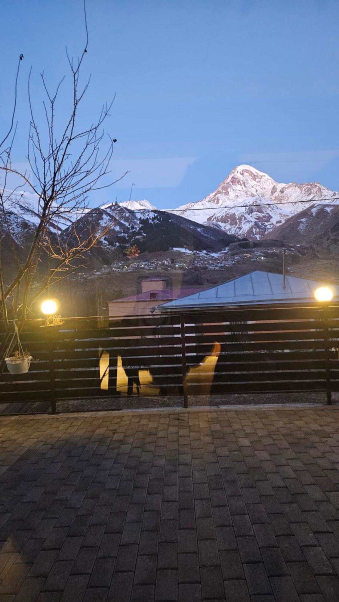 Best View Kazbegi Екстериор снимка