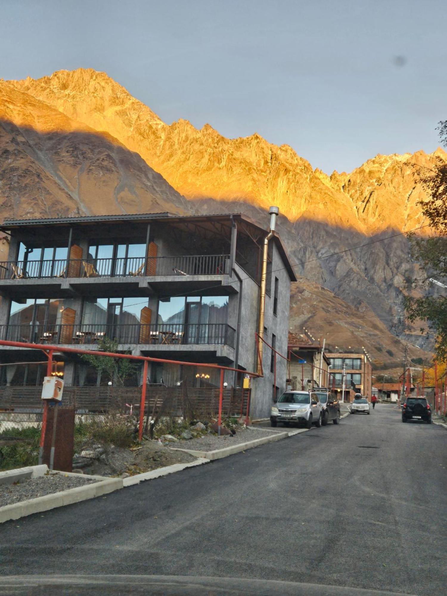 Best View Kazbegi Екстериор снимка