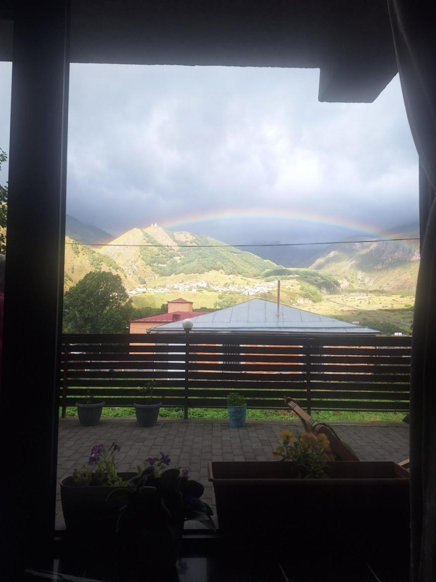 Best View Kazbegi Екстериор снимка