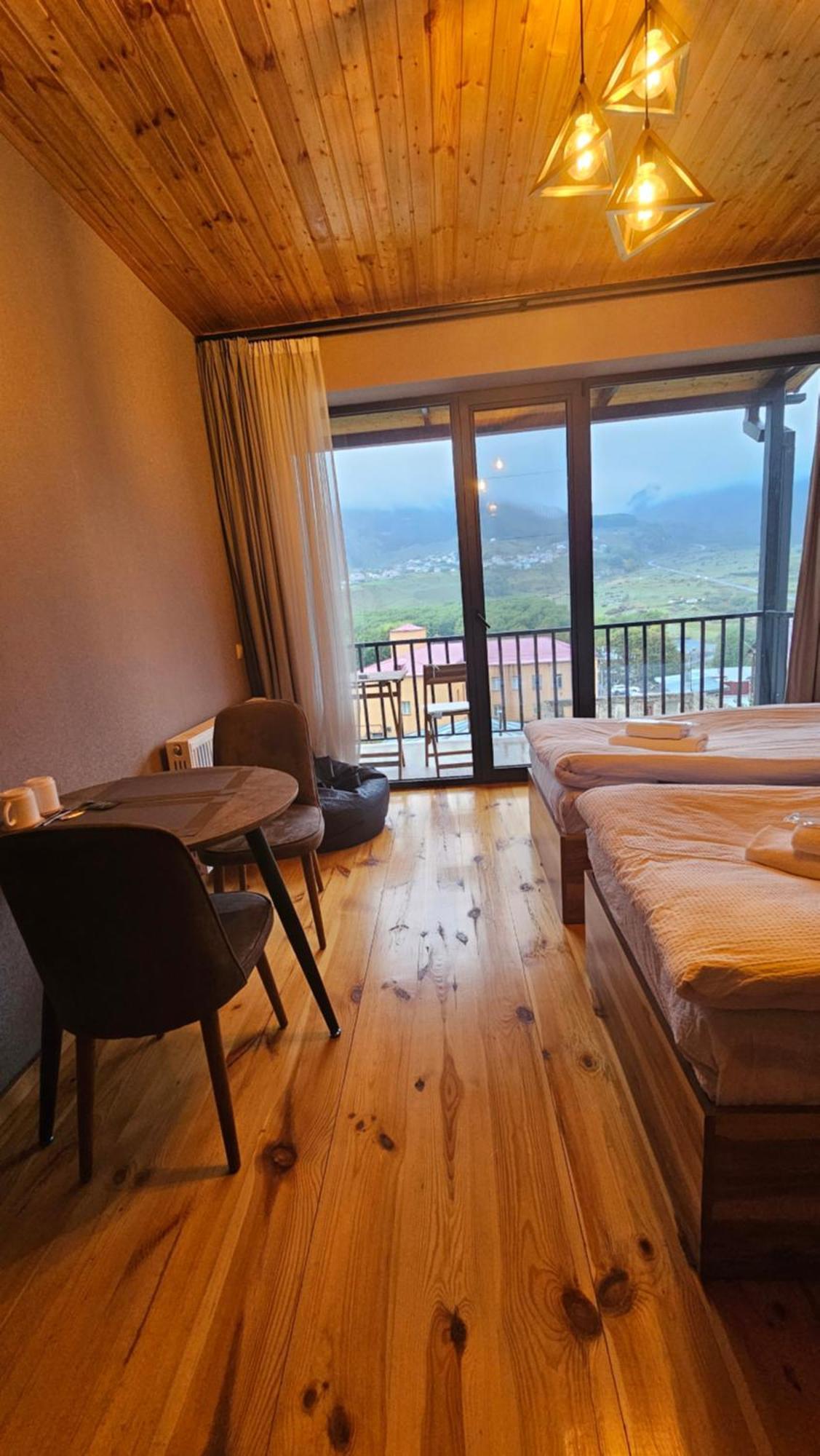 Best View Kazbegi Екстериор снимка