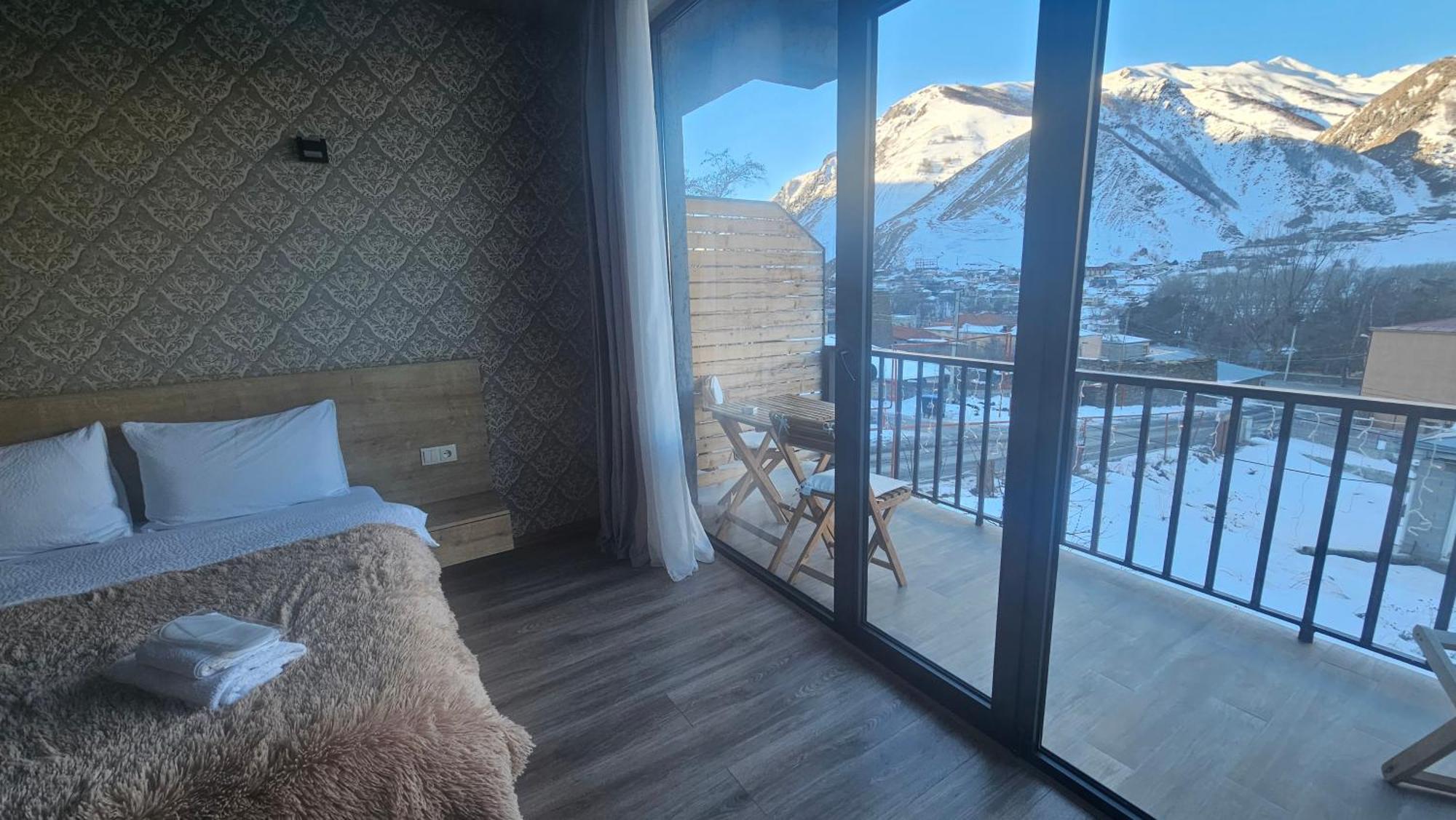 Best View Kazbegi Стая снимка